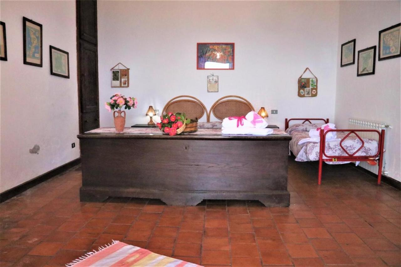 Agriturismo Santa Margherita Gioiosa Marea Buitenkant foto