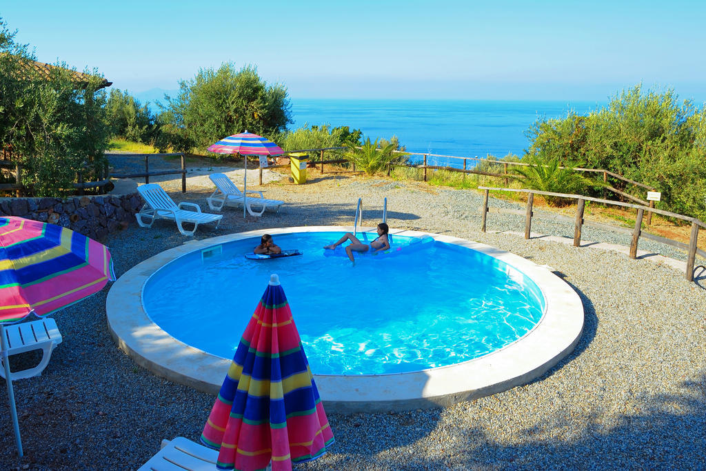 Agriturismo Santa Margherita Gioiosa Marea Buitenkant foto