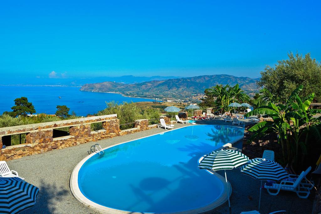 Agriturismo Santa Margherita Gioiosa Marea Buitenkant foto