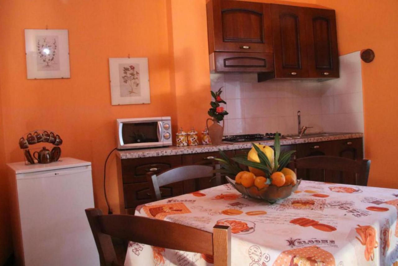 Agriturismo Santa Margherita Gioiosa Marea Buitenkant foto